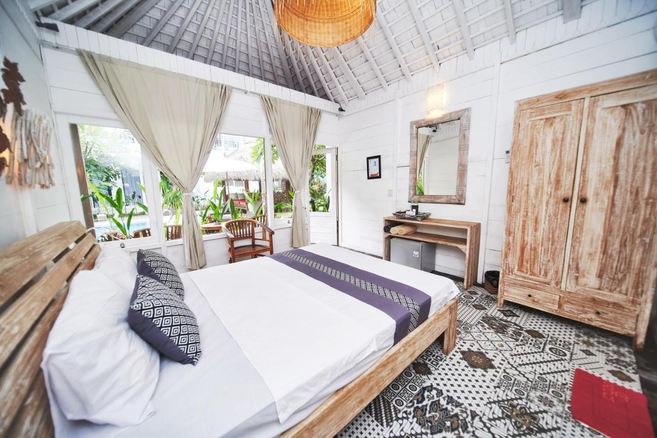 Easy Surf Camp Hotel Kuta  Luaran gambar
