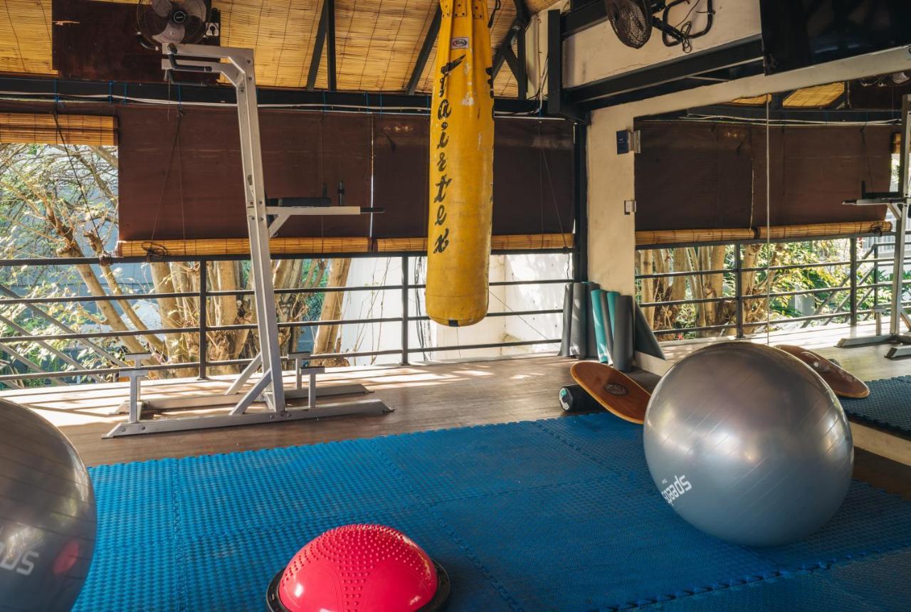 Easy Surf Camp Hotel Kuta  Luaran gambar