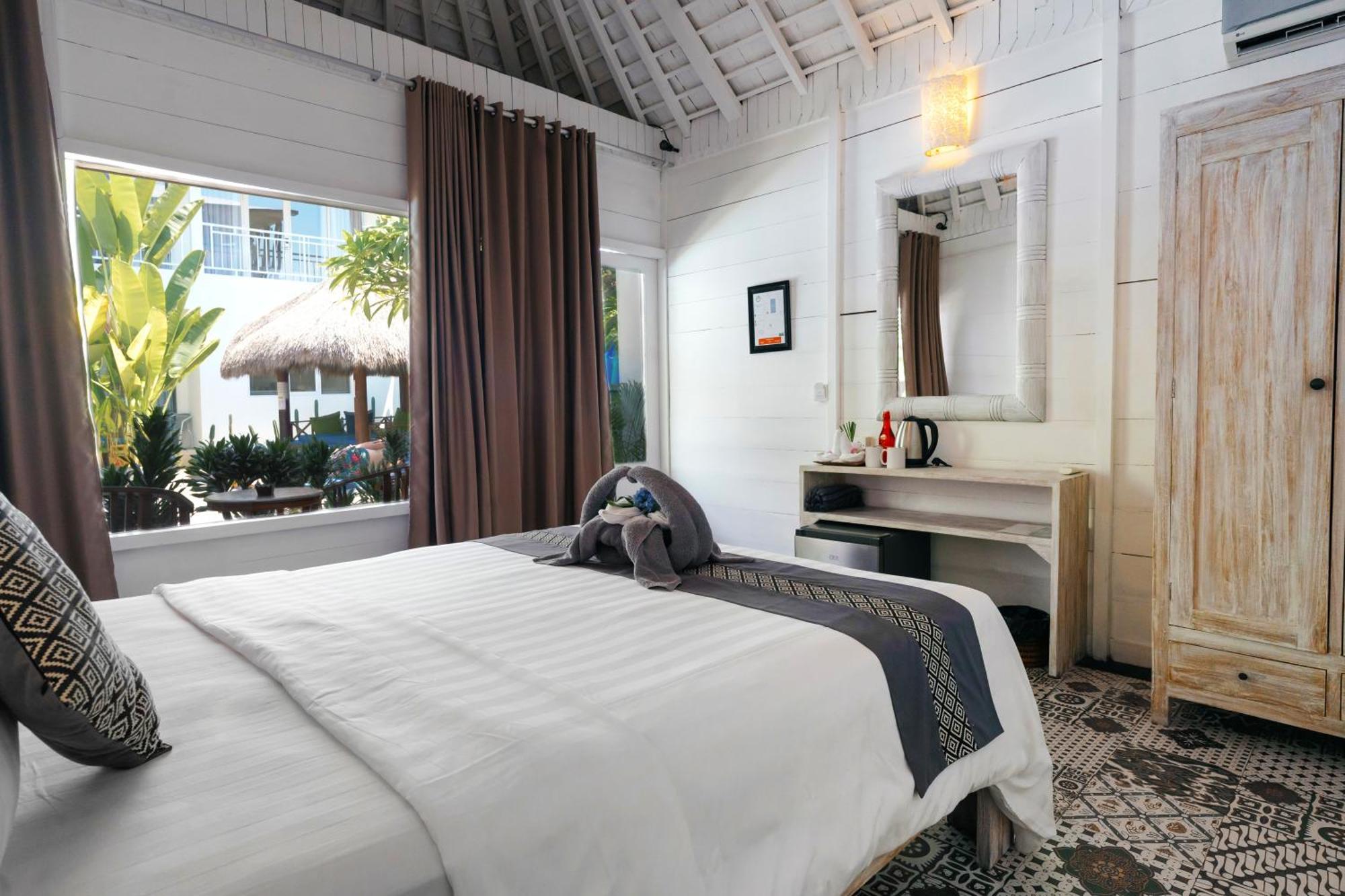 Easy Surf Camp Hotel Kuta  Luaran gambar