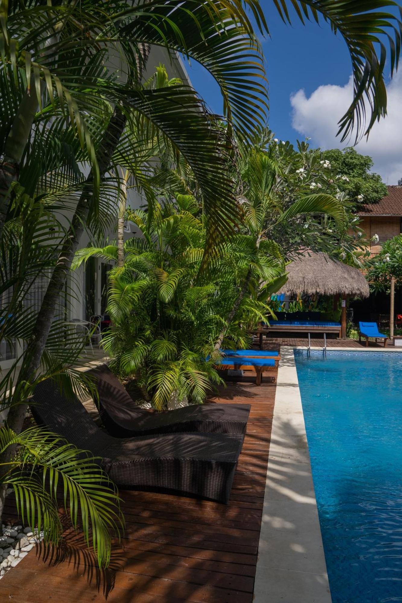 Easy Surf Camp Hotel Kuta  Luaran gambar