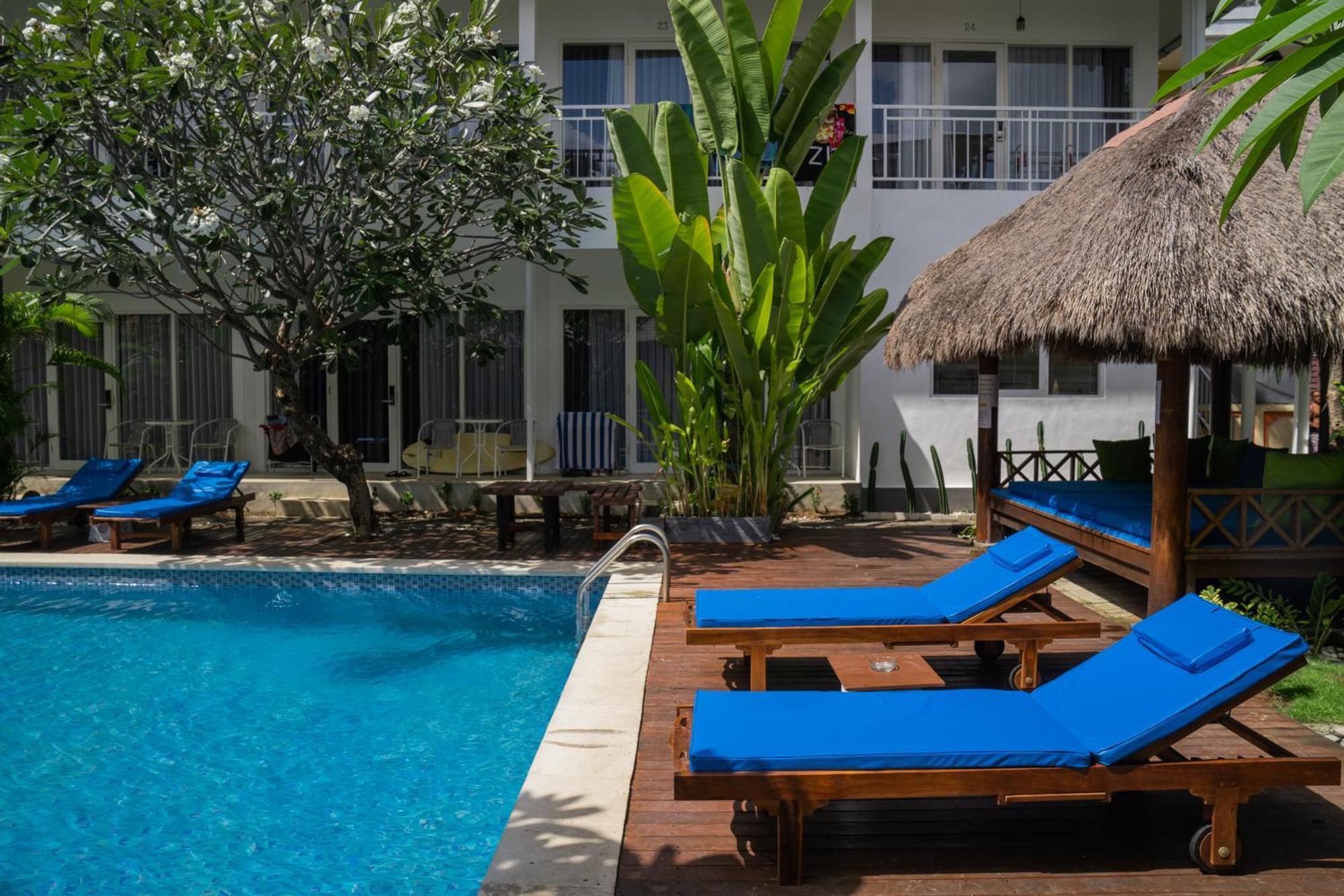 Easy Surf Camp Hotel Kuta  Luaran gambar