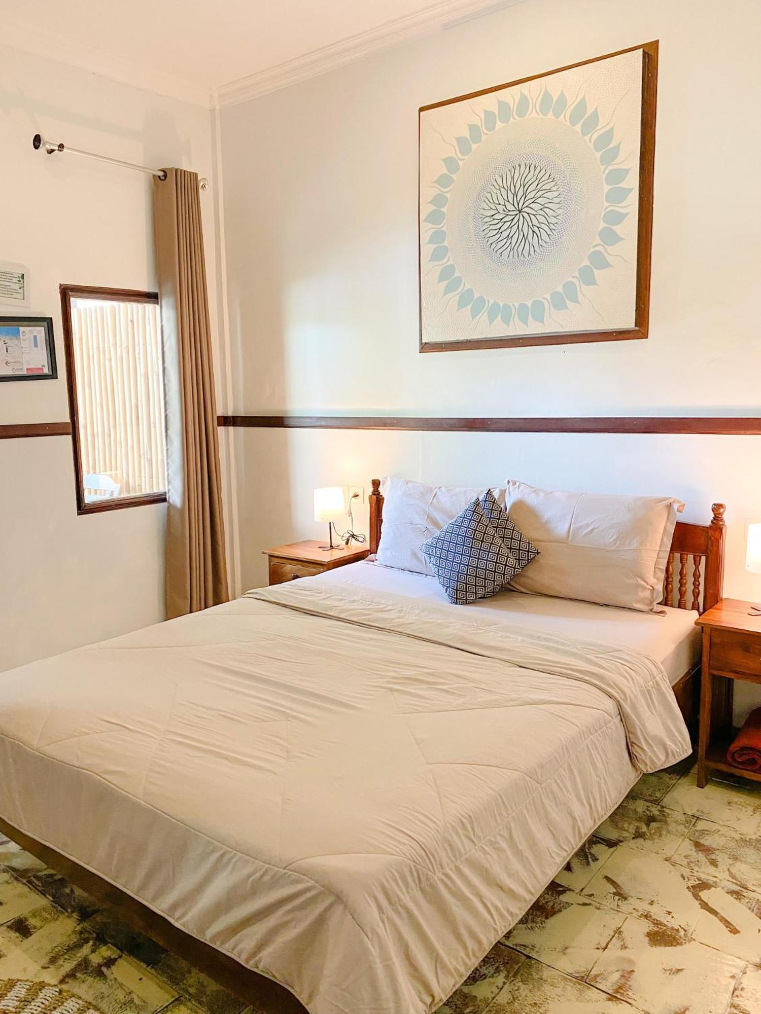 Easy Surf Camp Hotel Kuta  Luaran gambar